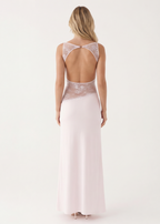 Gizela | Veil Cut Maxi