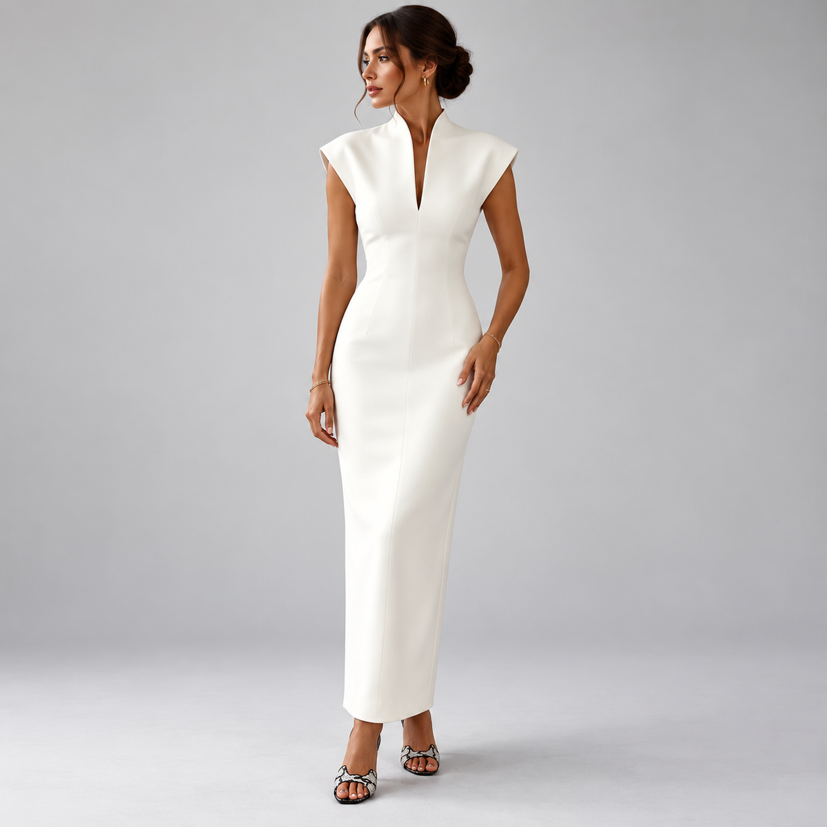 Gizéla | Amélie Chic V-Neck Dress