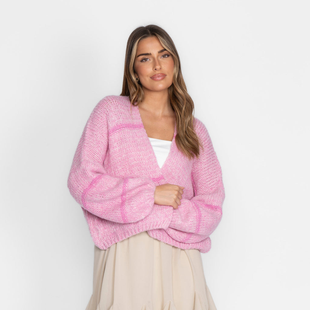 Oversized Cardigan Short "CozyGlam"