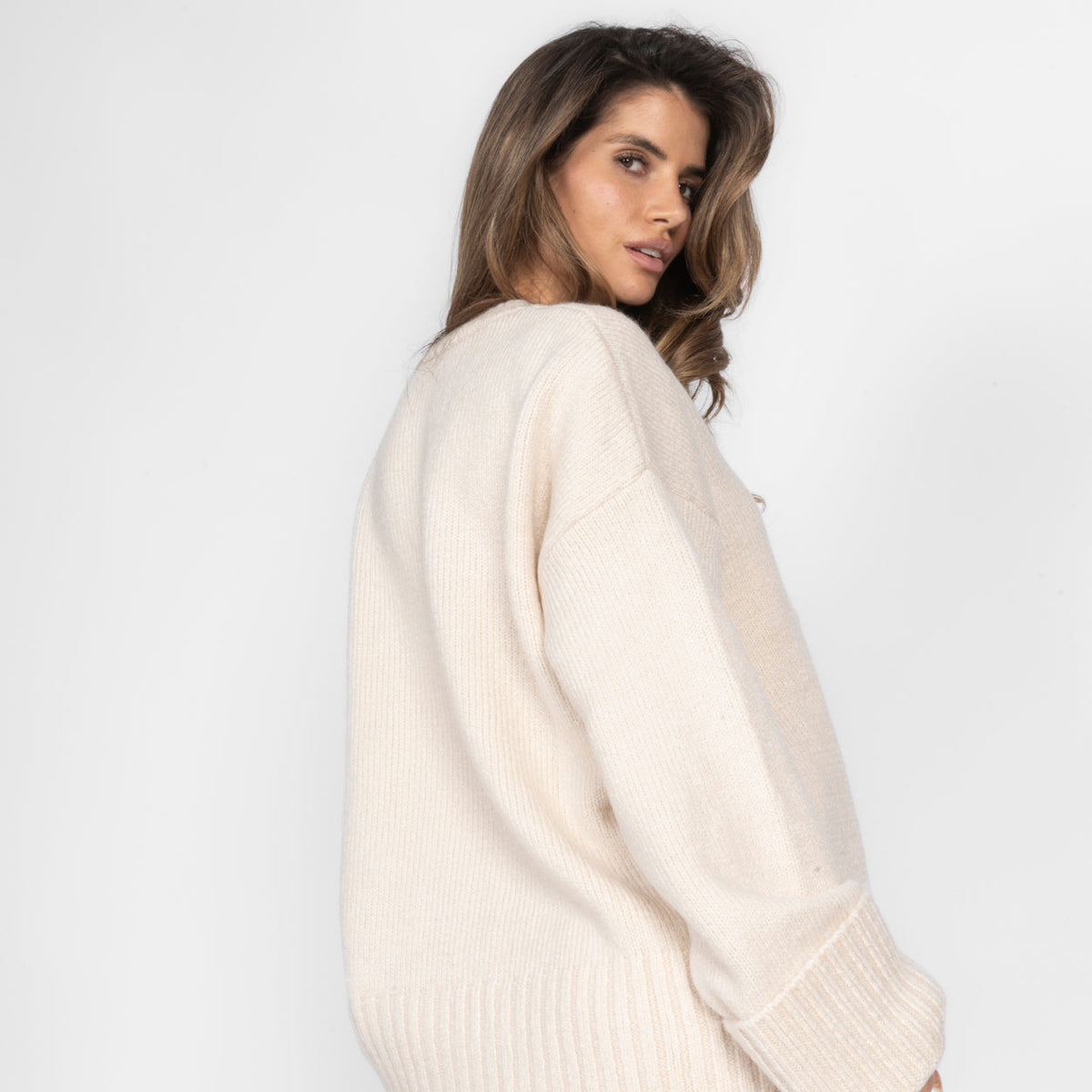 Oversized Cardigan "CozyGlam"