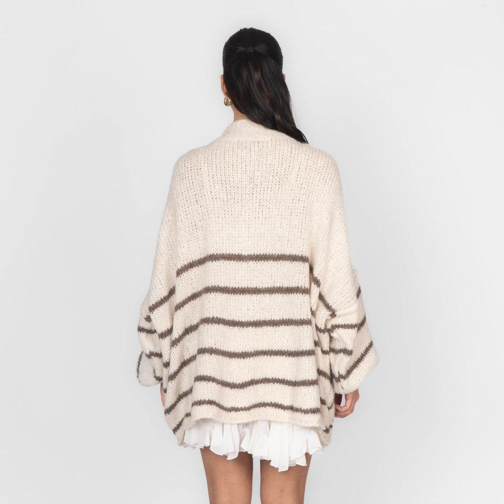 Oversized Cardigan "CozyGlam"