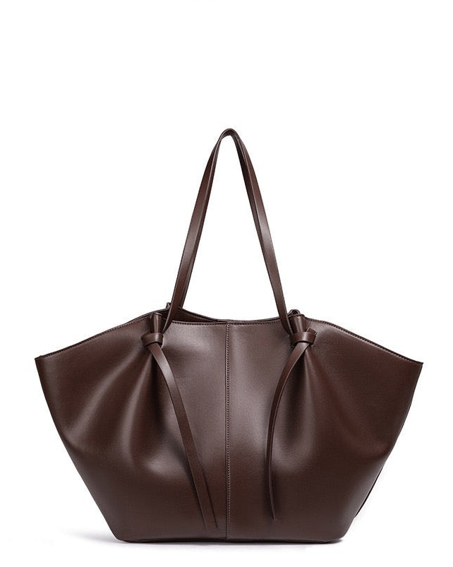 Luxe Curve Shopper