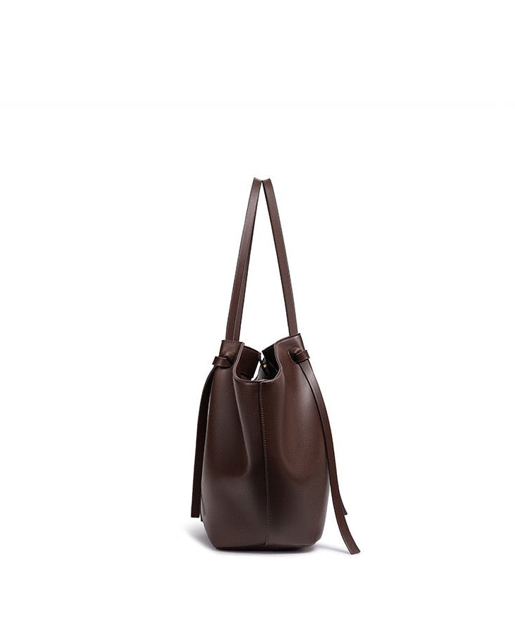 Luxe Curve Shopper