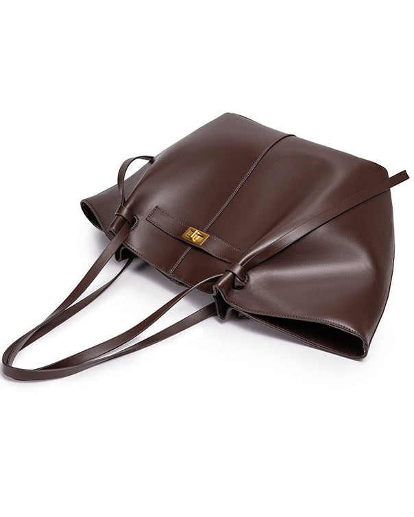 Luxe Curve Shopper