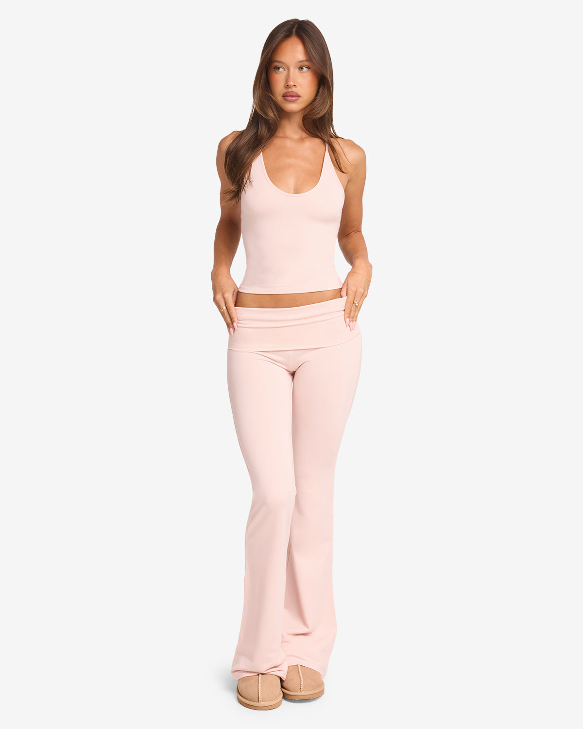 Gizela | Aura Soft Set