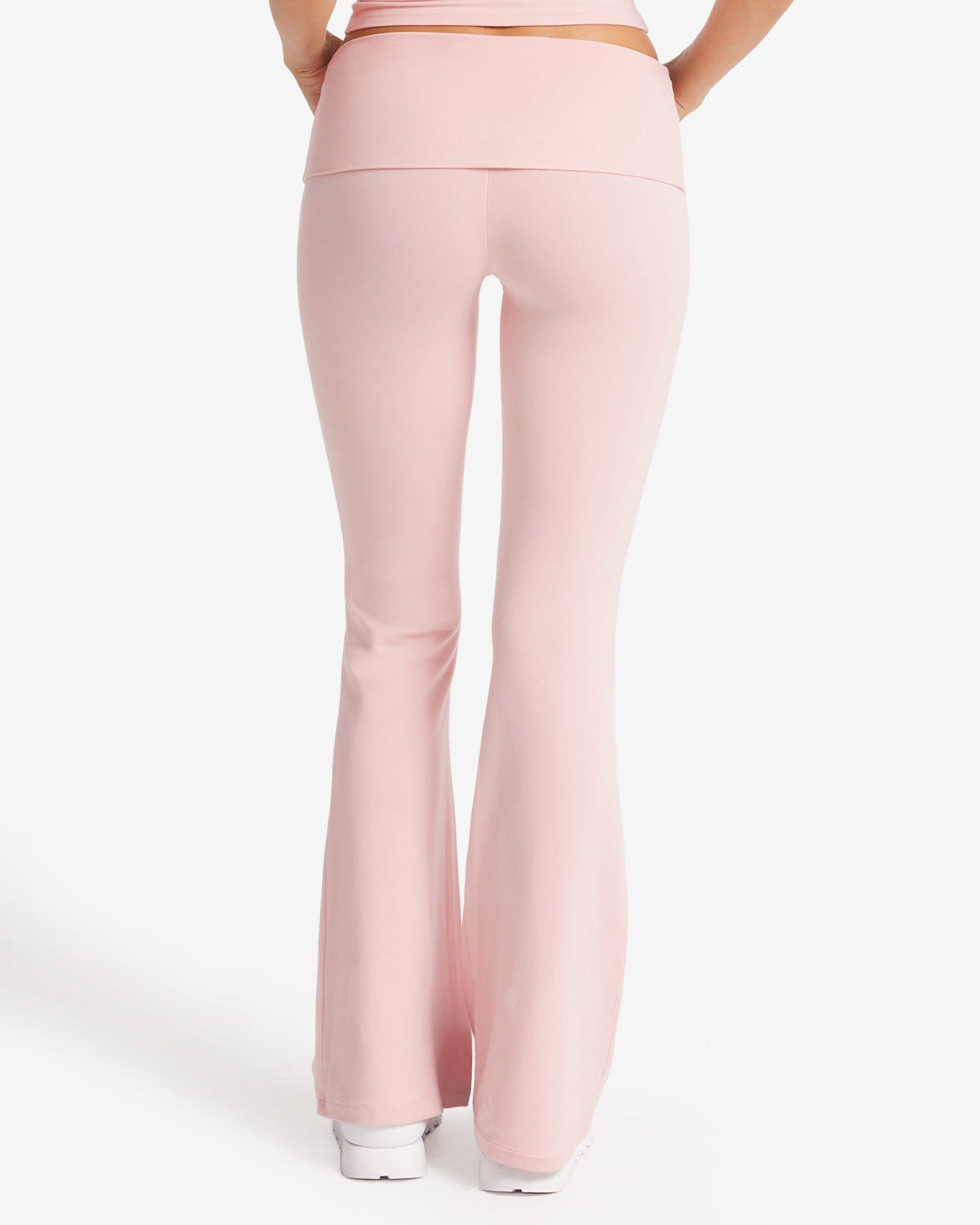 Gizela | Aura Soft Set