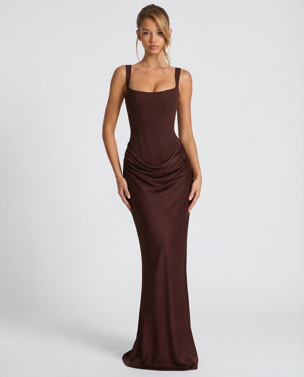 Gizela | Hourglass Maxi