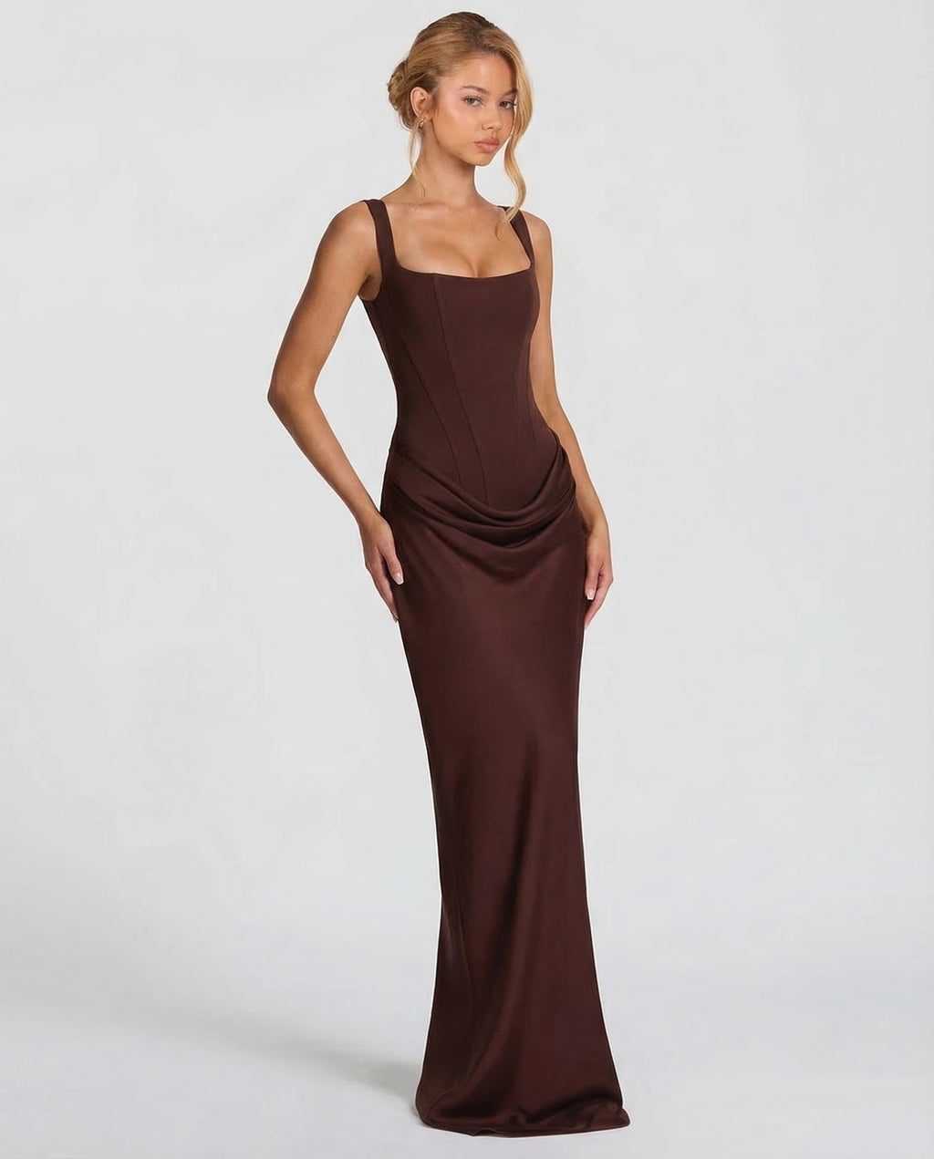 Gizela | Hourglass Maxi