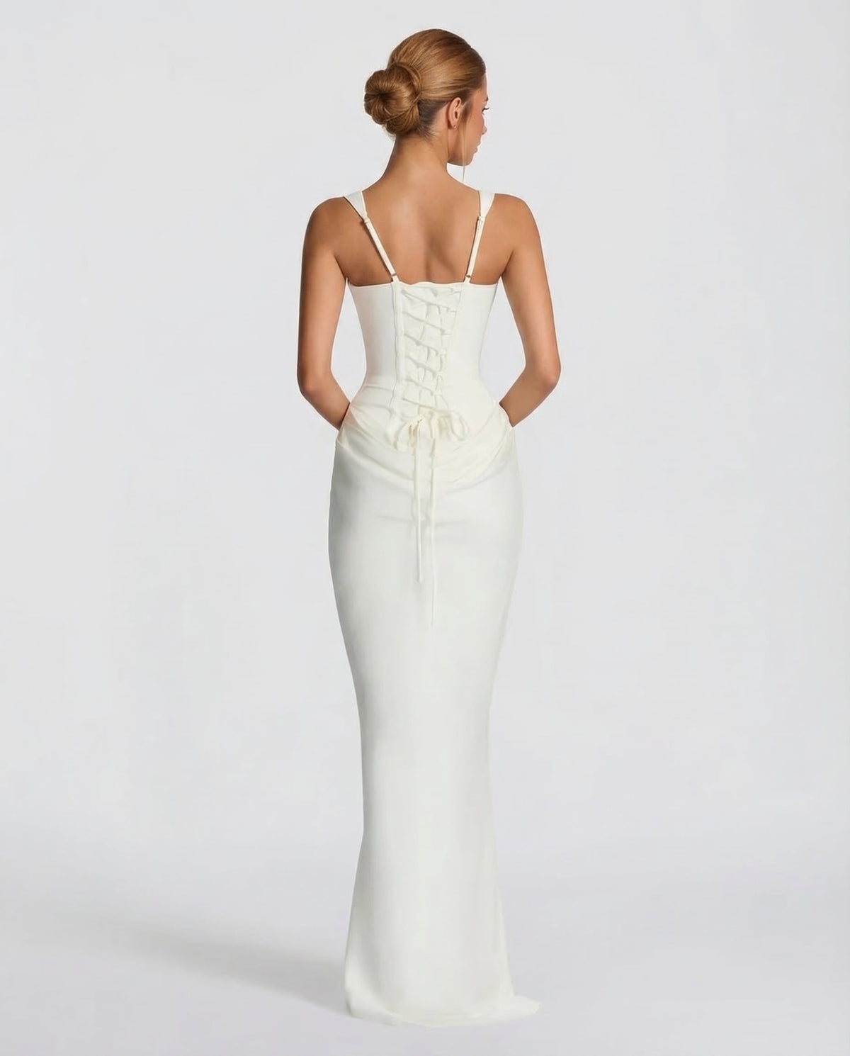 Gizela | Hourglass Maxi
