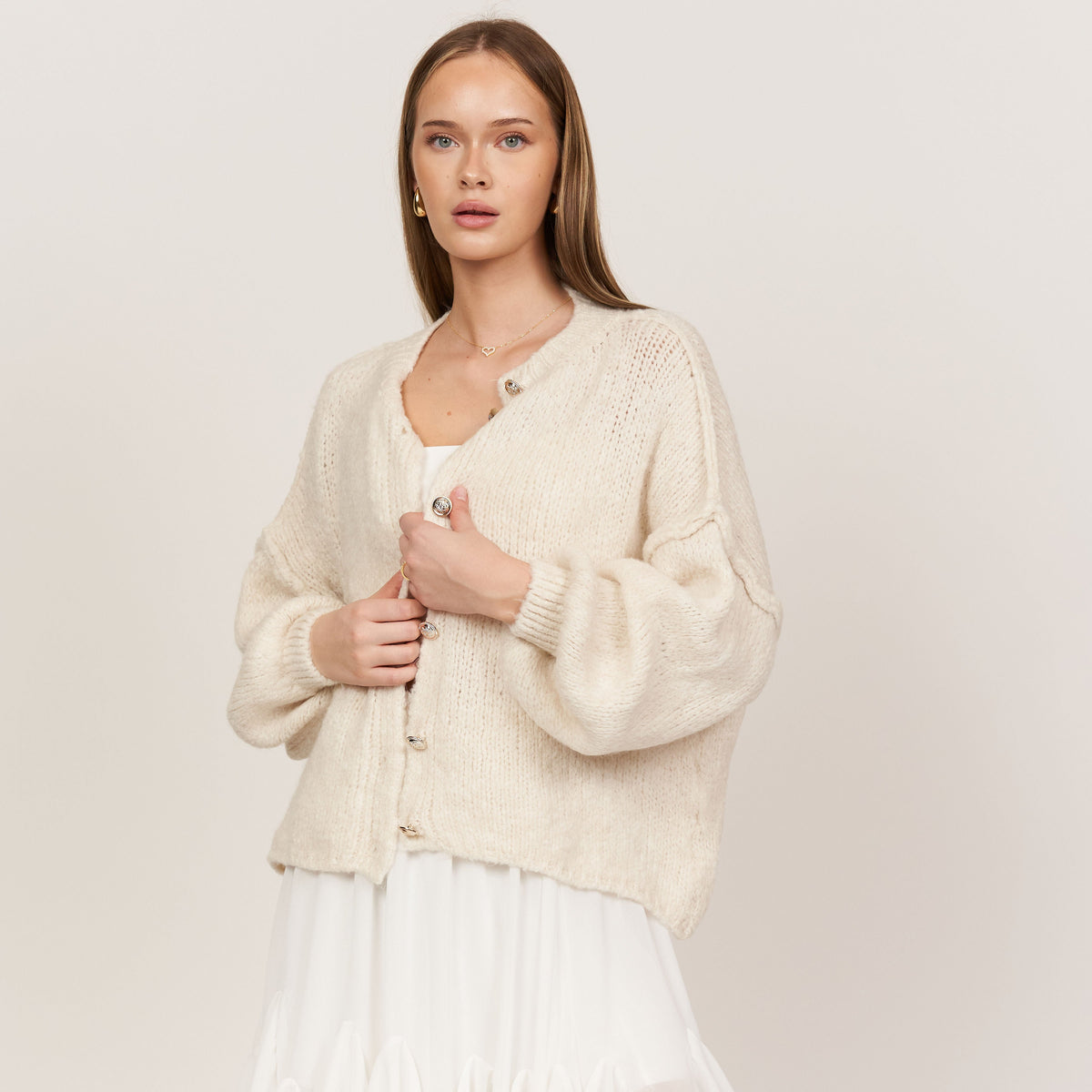 Oversized Cardigan Short "CozyGlam"