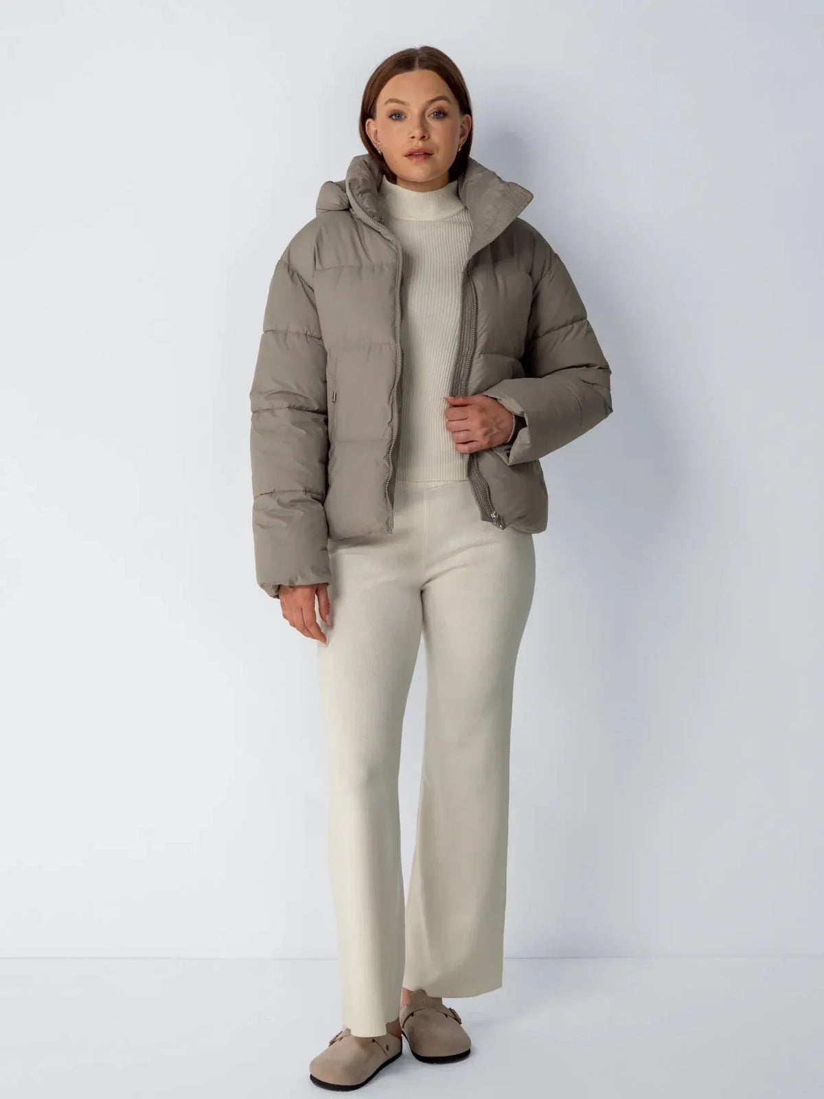 Krótka, pikowana kurtka WarmCore™ Classic z odpinanym kapturem